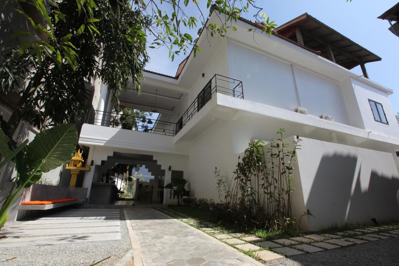 Ashia Hotel & Lounge Siem Reap Exterior photo